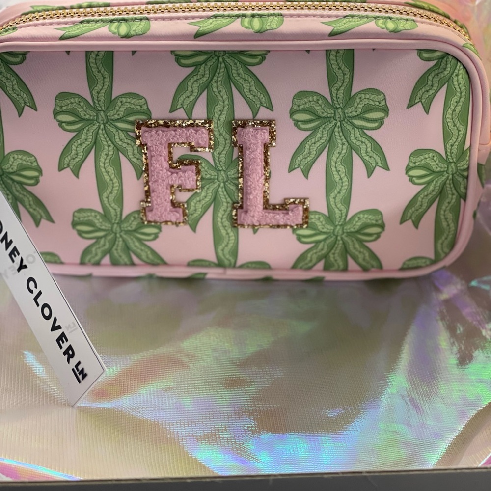 NWT Stoney Clover Lane Palm Beach Small Pouch Pink Florida Patches Makeu…